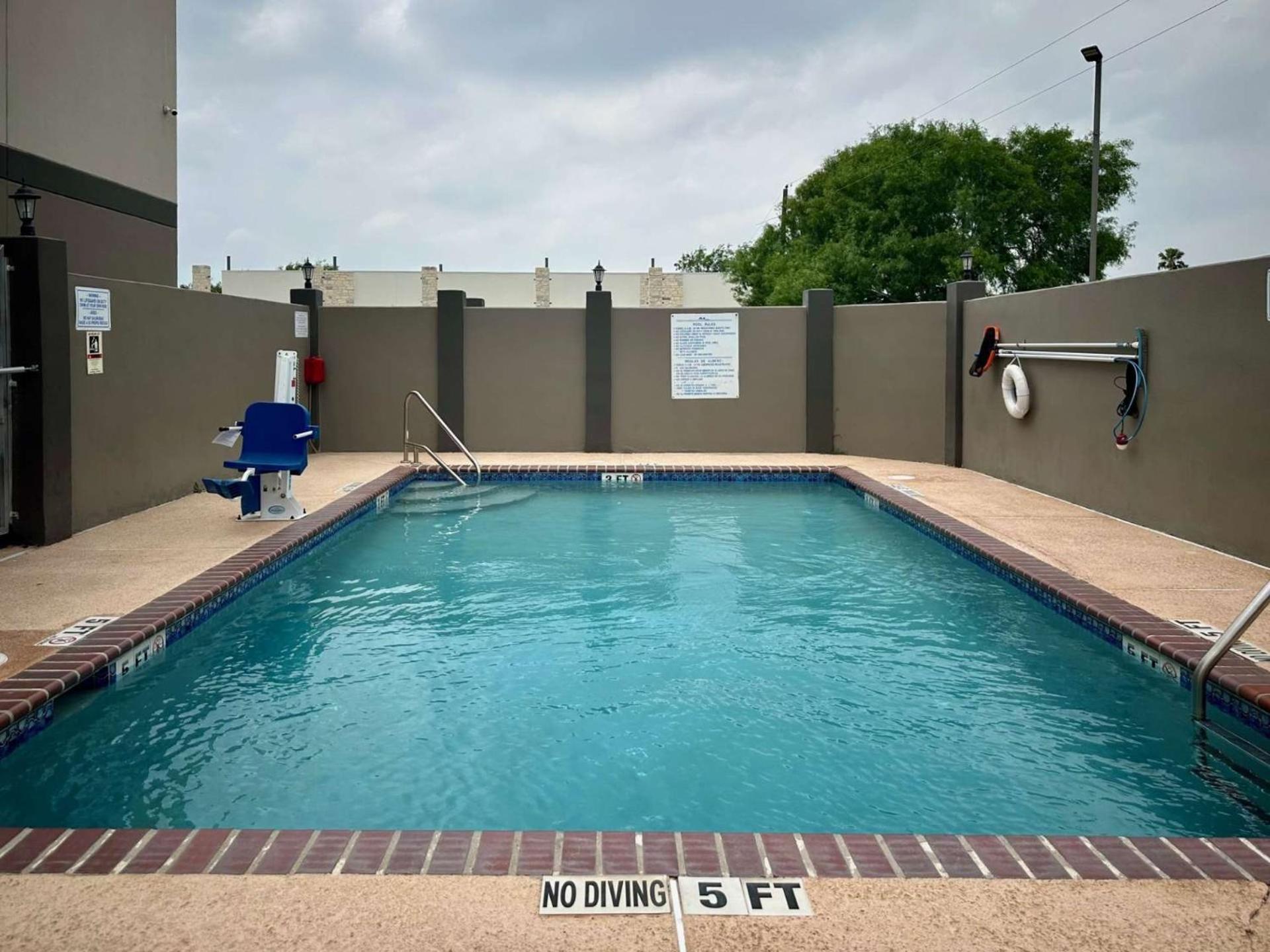 Motel 6-Mission, Tx Exteriör bild