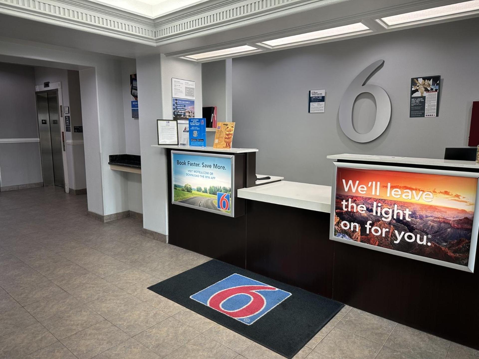 Motel 6-Mission, Tx Exteriör bild